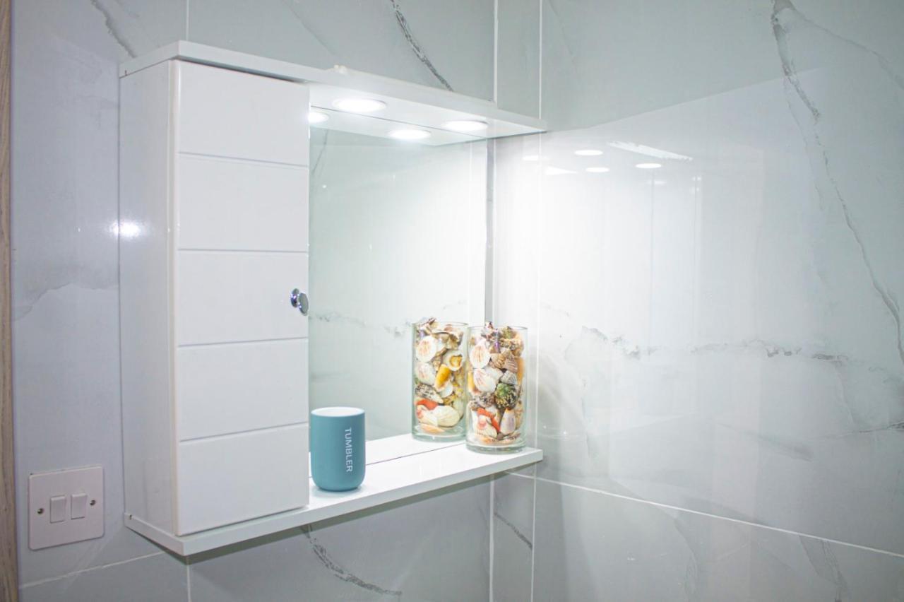 Dub House Apartment Paphos Ngoại thất bức ảnh