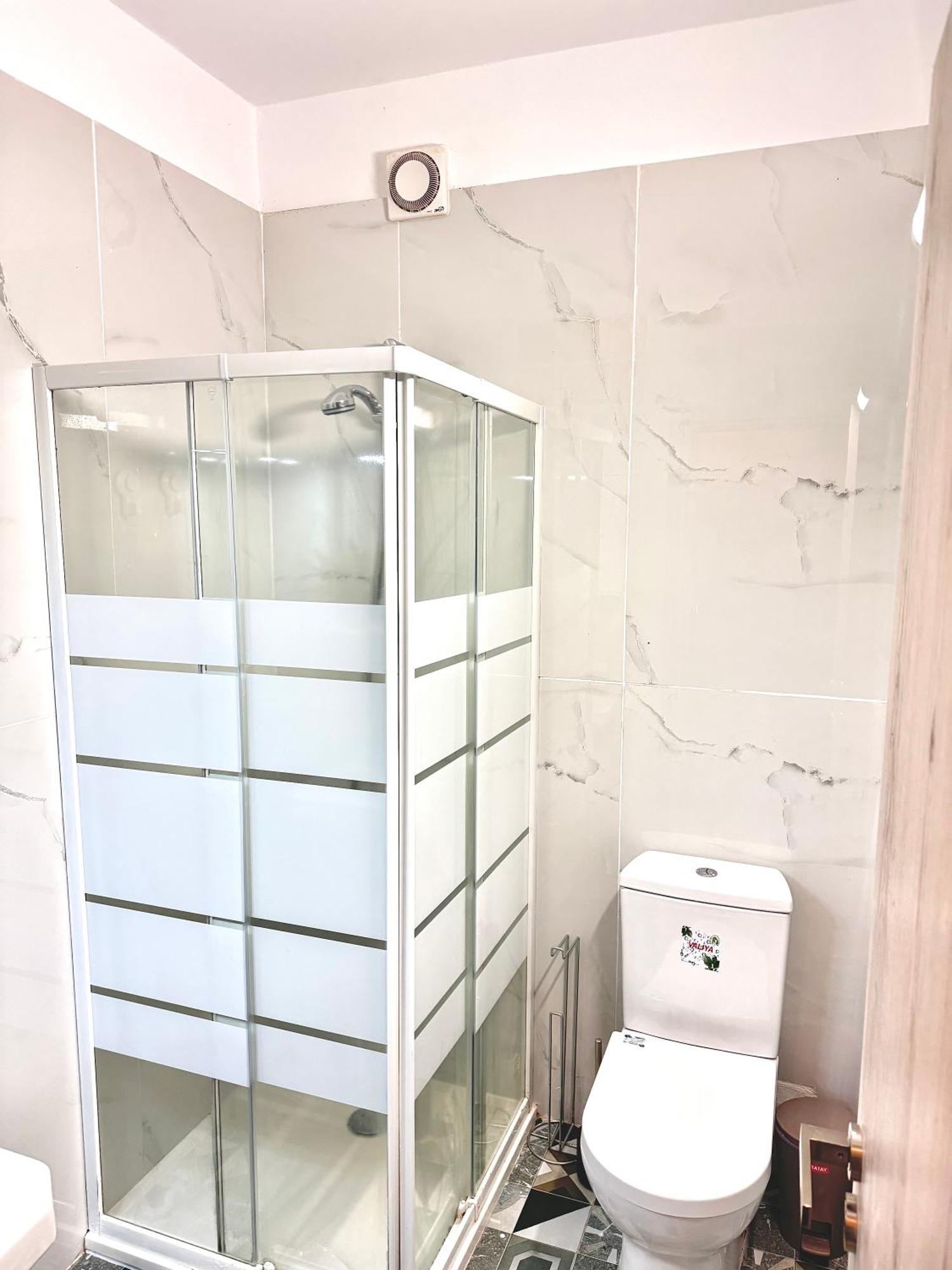 Dub House Apartment Paphos Ngoại thất bức ảnh