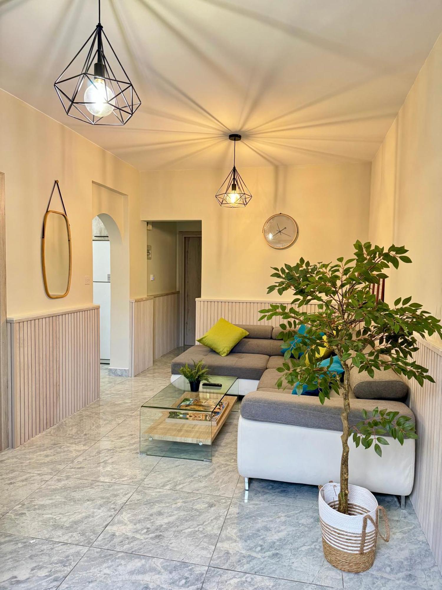 Dub House Apartment Paphos Ngoại thất bức ảnh